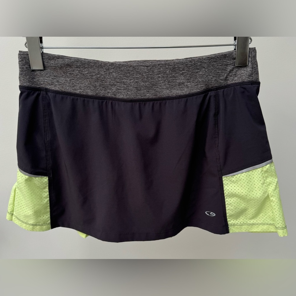 Champion Skort in Gray & Neon Yellow,‎ Size M